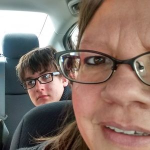 Meet your Posher, Debra